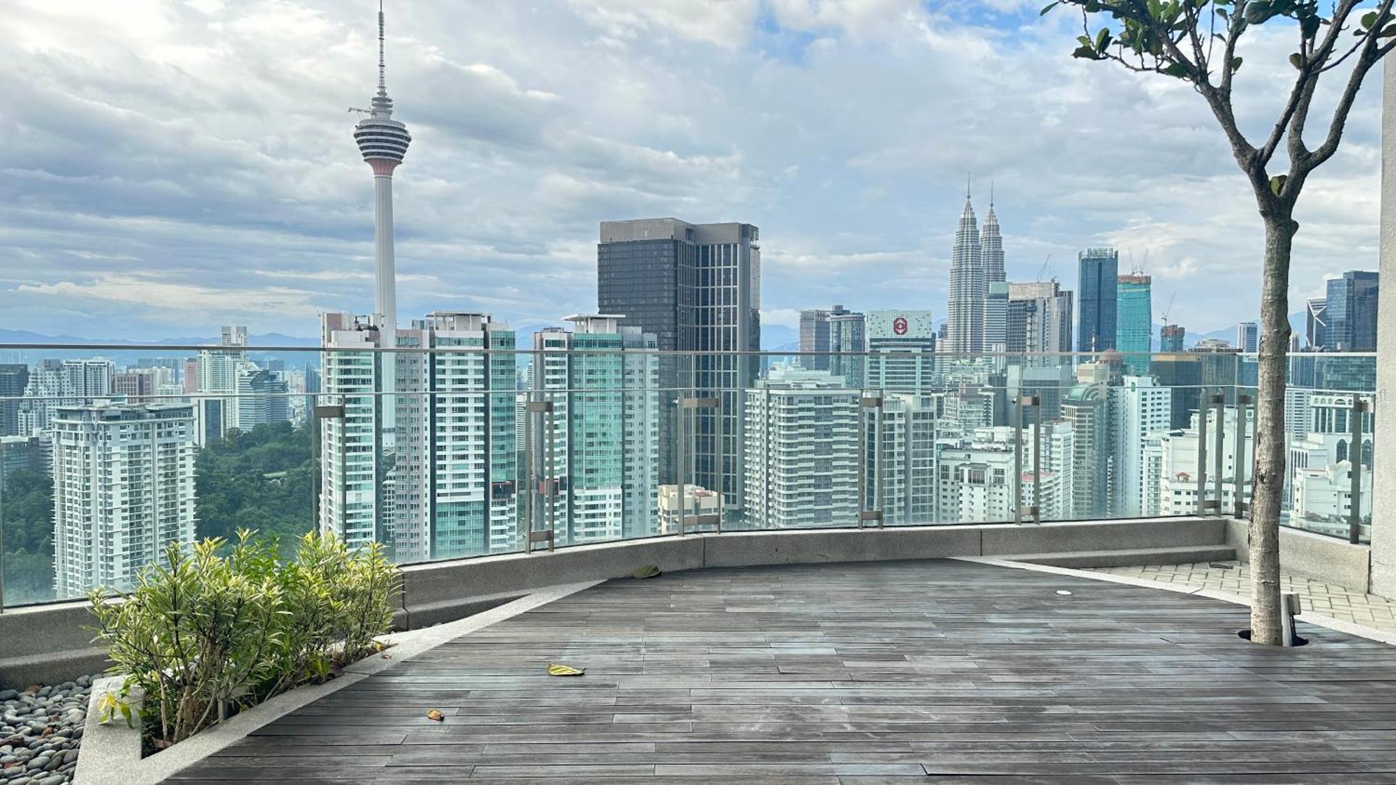 Skyline View In Bukit Bintang The Robertson 42F Apartment Kuala Lumpur Luaran gambar